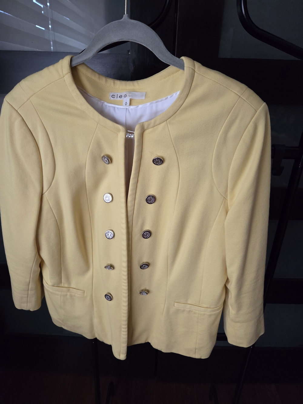 Cleo Women's Yellow Or Red Collarless Jacket